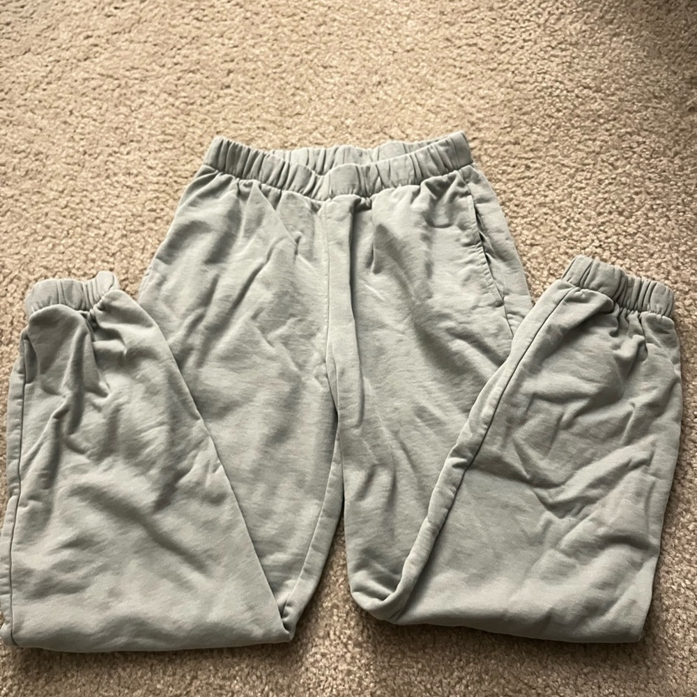 Brandy Melville mint green Rosa sweatpants